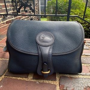 Vintage Dooney Bourke large Essex Navy Self Trim